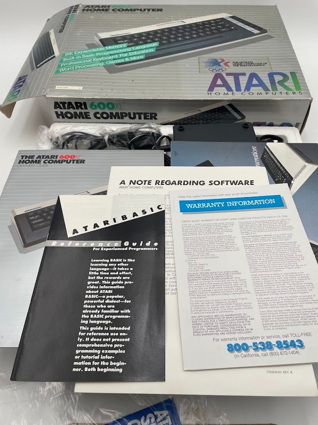 ATARI 600XL Home Computer New Worn Box