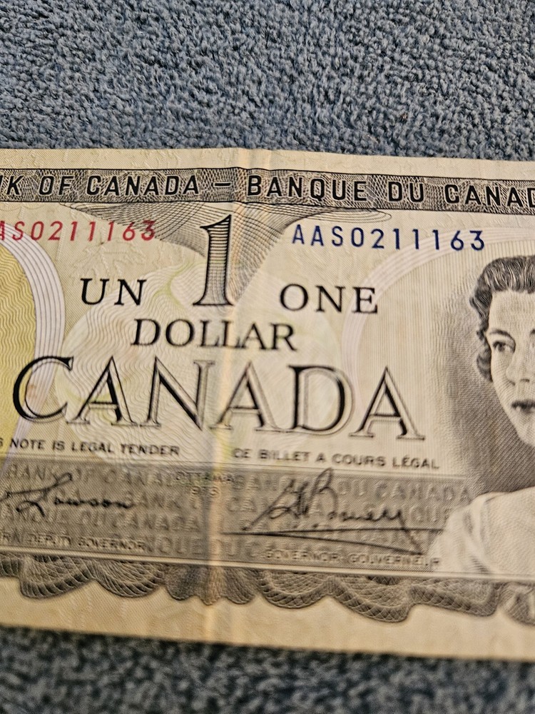 Canada 1 Dollar Bank Note Low Number 1973