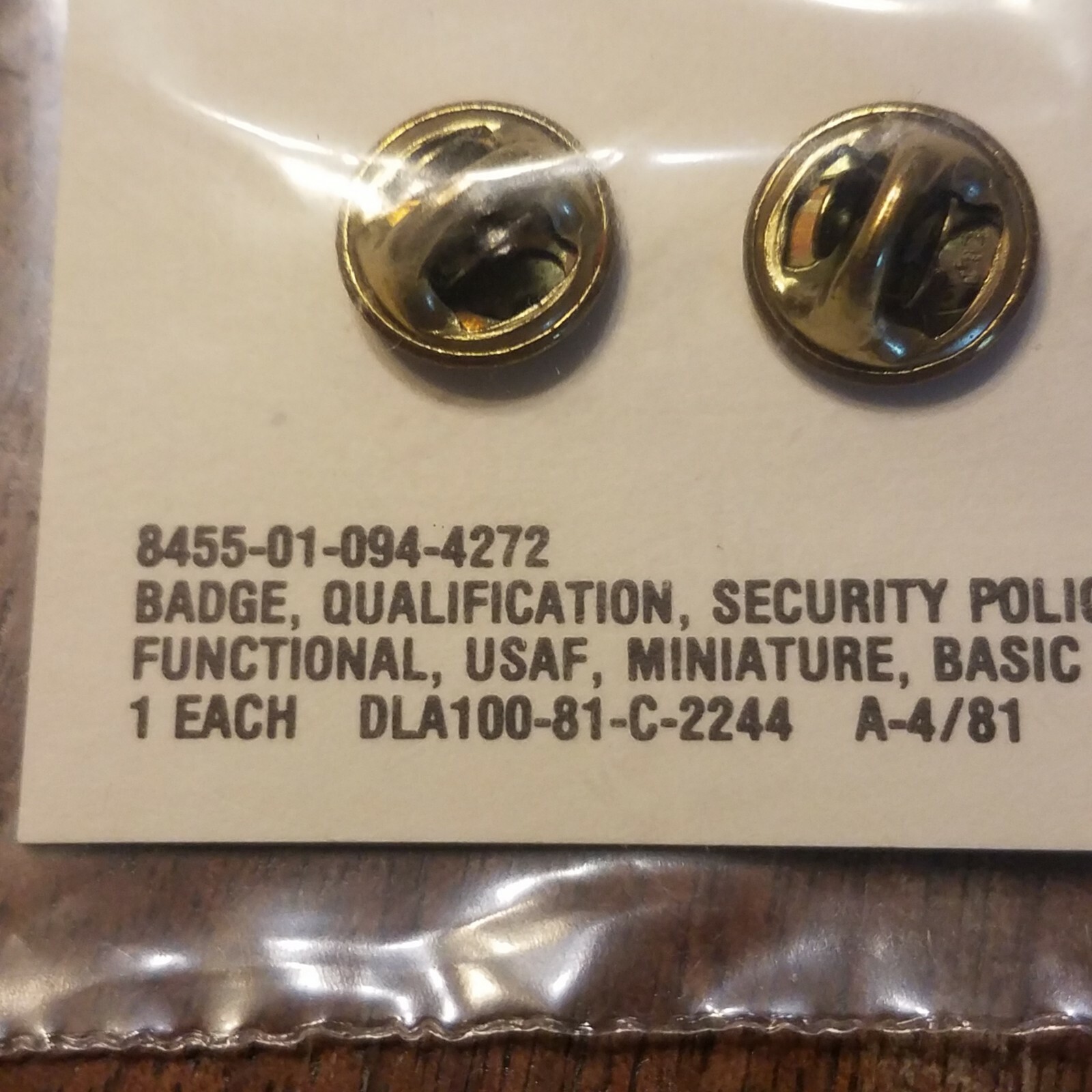MINIATURE USAF SECURITY POLICE INSIGNIA PIN US AIR FORCE Lapel Pin Tie Tack