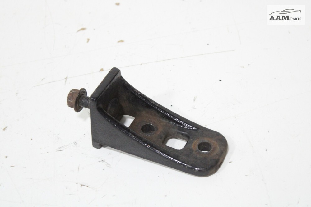 2018-2023 FREIGHTLINER CASCADIA FRONT HOOD HINGE MOUNT BRACKET SUPPORT OEM