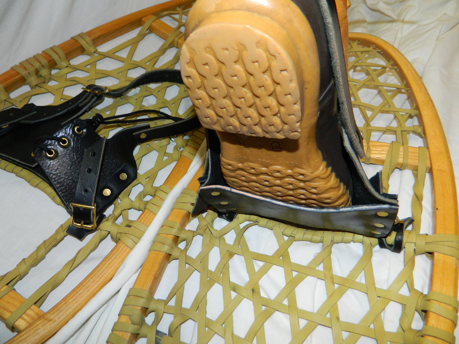 *BINDINGS ONLY* New Pair LEATHER Universal Snowshoe Bindings Straps Harness USA