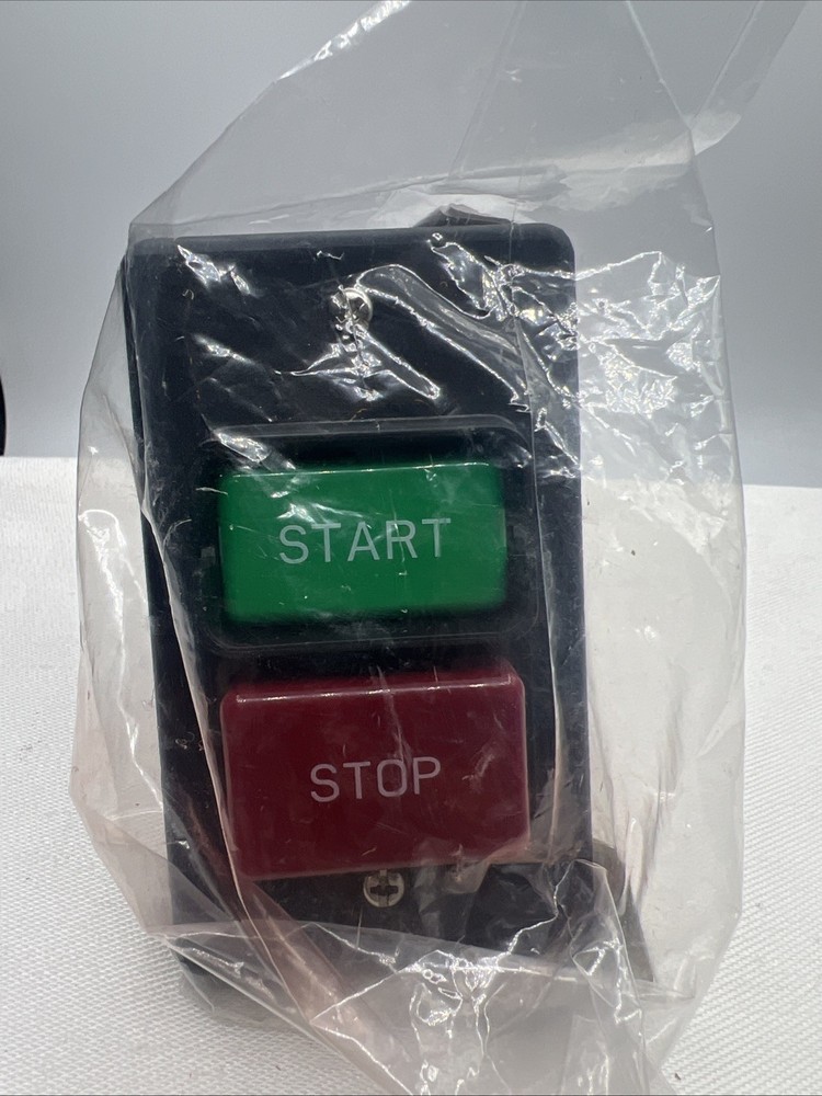 D4157 120/230 Volt Single Phase On/Off Switch New
