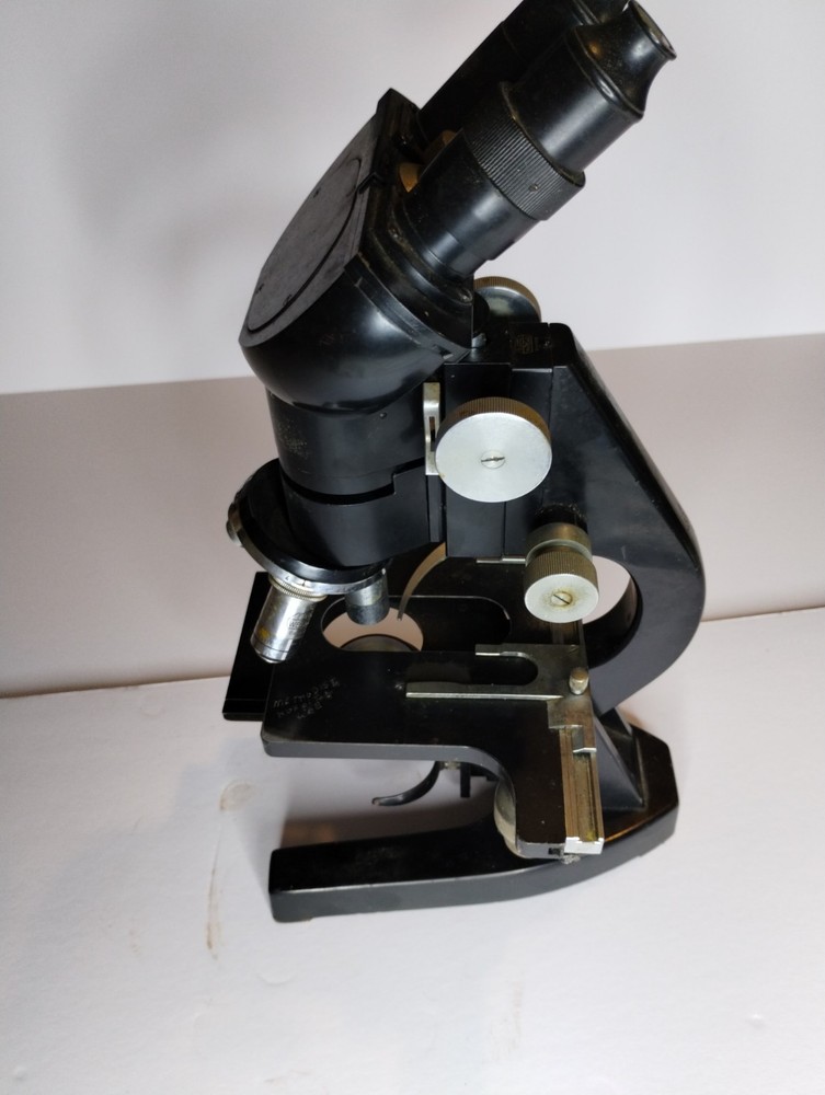 Antique ERNST LEITZ WETZLAR Stereo Look Microscope With Box