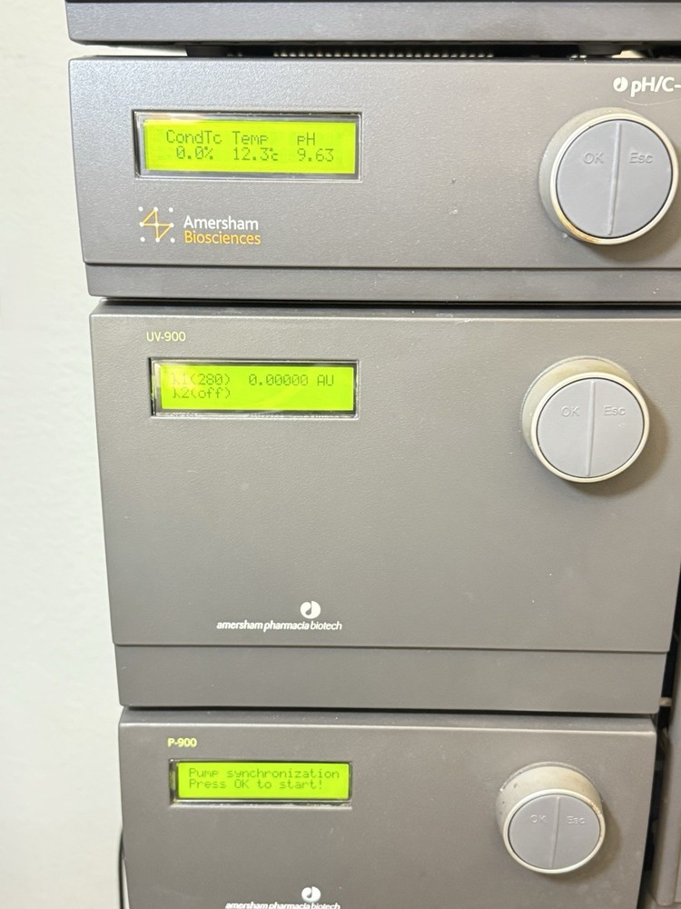 Amersham Pharmacia Biotech ÄKTA Purifier Explorer System w/ Computer & Software