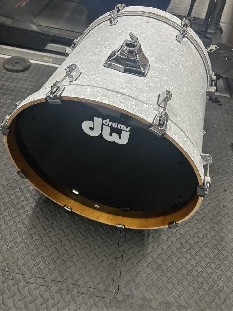 Tama Bass Drum 22 By 18
