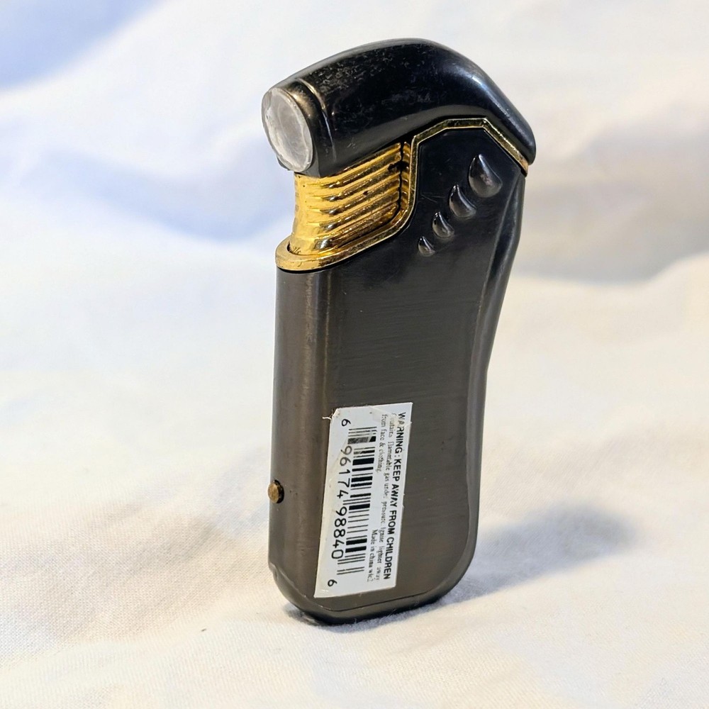 Retro Sci-Fi Design Refillable Pocket Cool Lighter