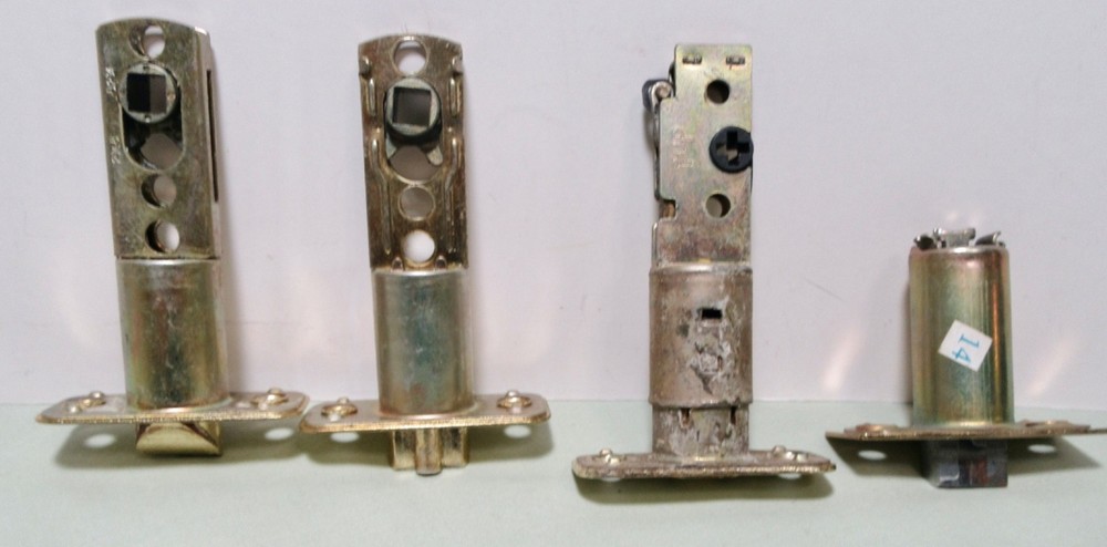 Yale / Prospec Door Knobs, Locks, Striker Plates For Parts (18 Pieces)