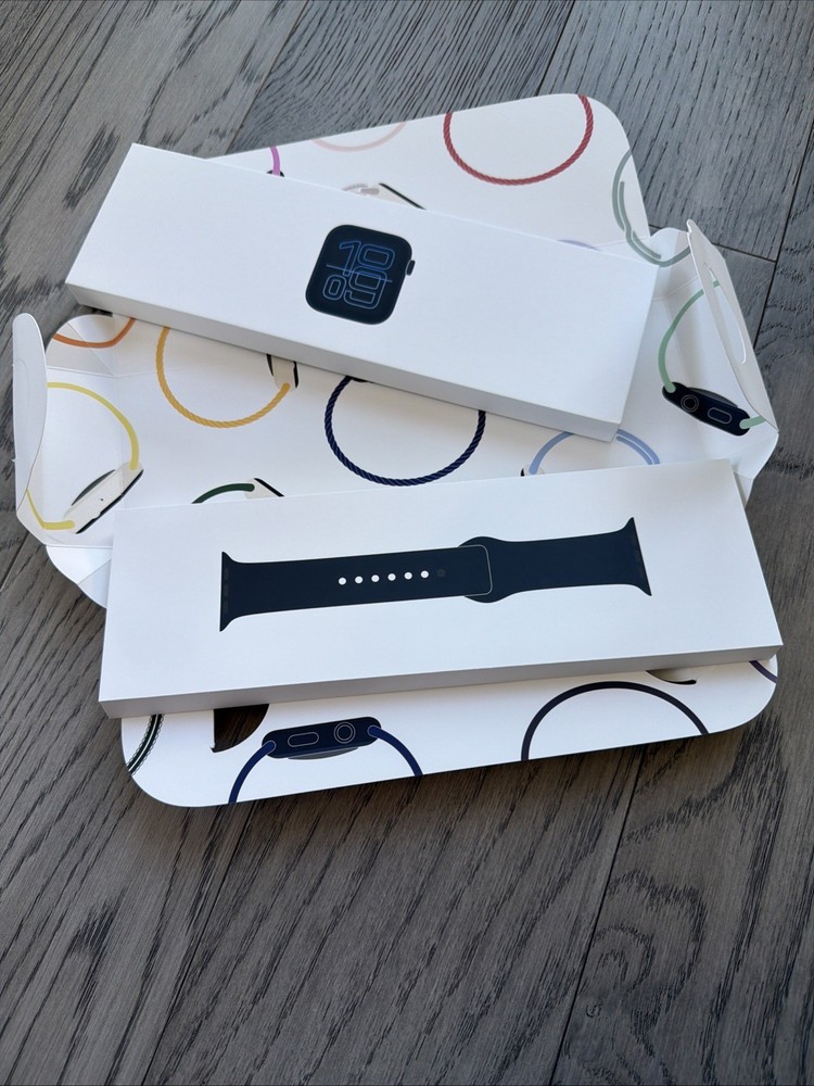 Apple Watch A3324 SE 3 40mm Midnight - EMPTY BOX ONLY