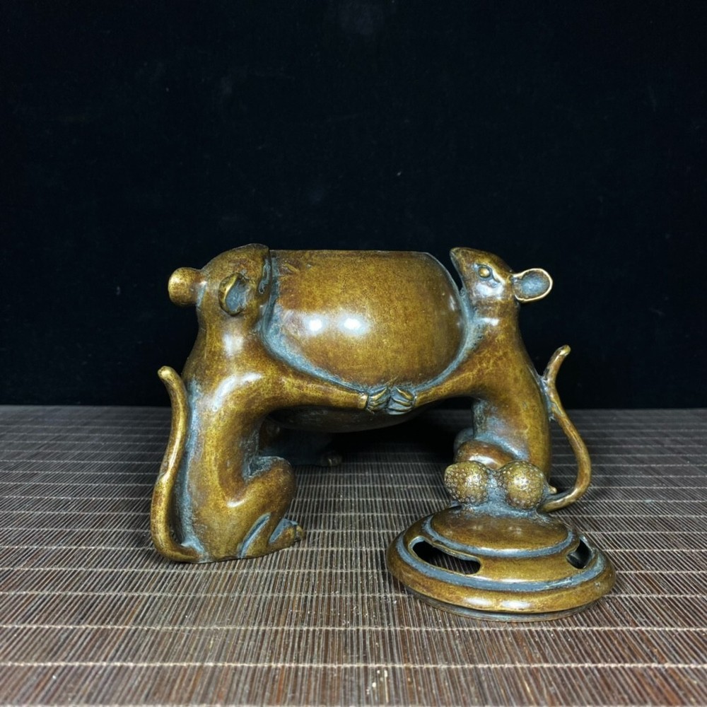 Collectable chinese old bronze copper handmade mouse exquisite Incense burner