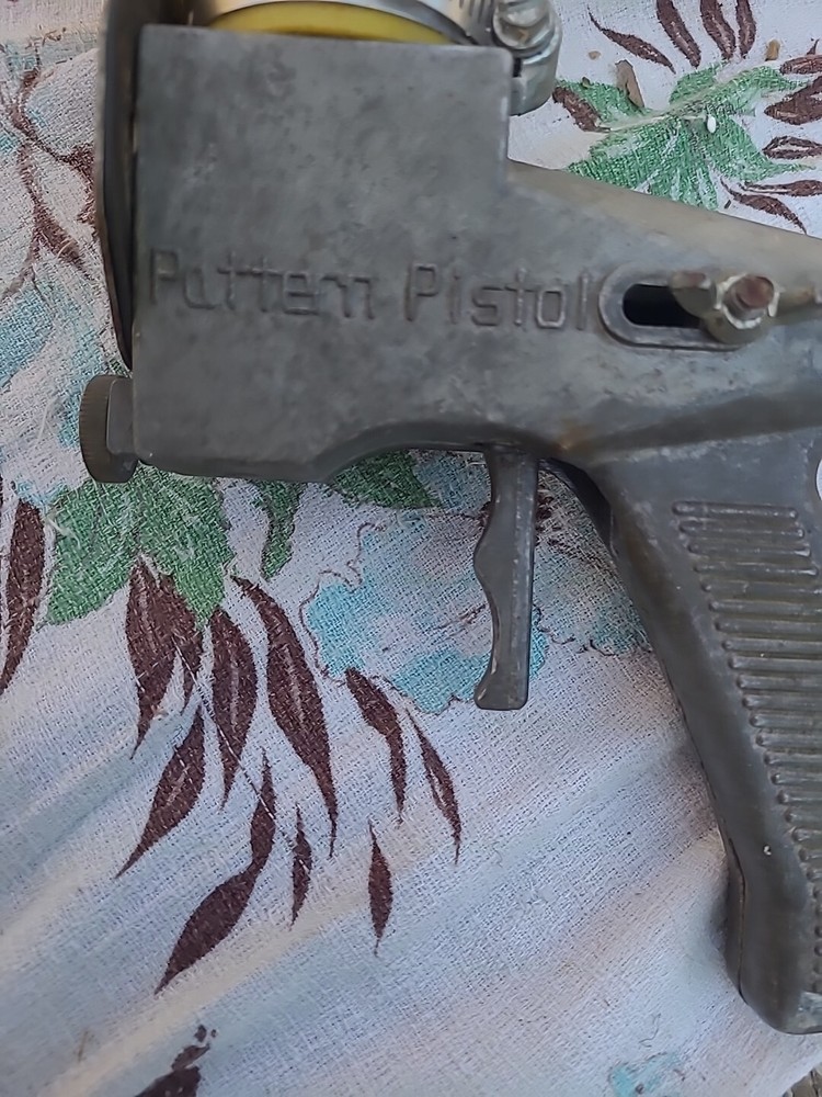 Goldblatt Pattern Pistol Drywall Gun With Hopper
