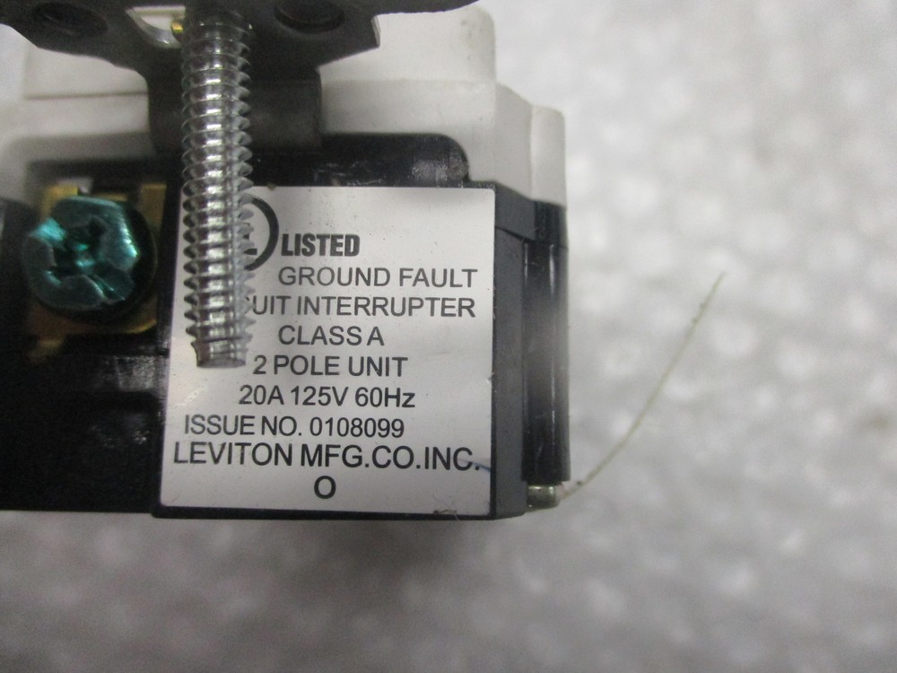 LEVITON 0108099 RECEPTACLE NSNP