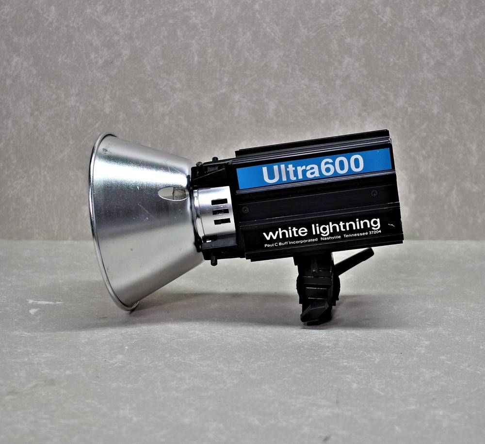 White Lightning Ultra 600 Studio Light, Bulb & Power Cable