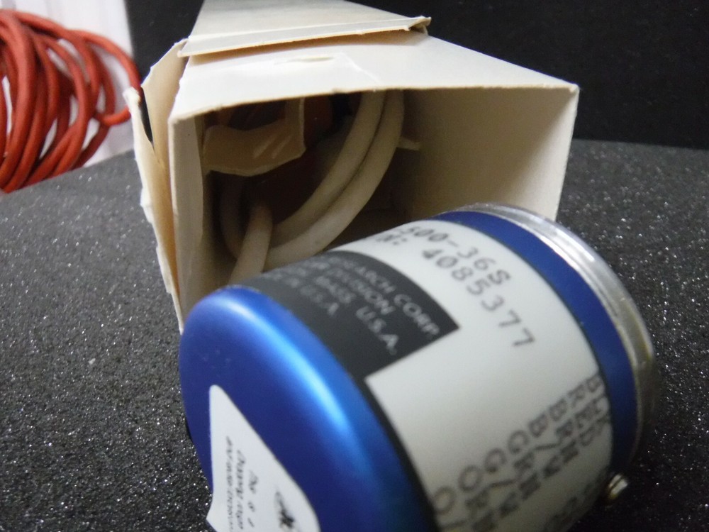 DYNAMIC RESEARCH ROTARY ENCODER 152-020-500-36S "NIB"