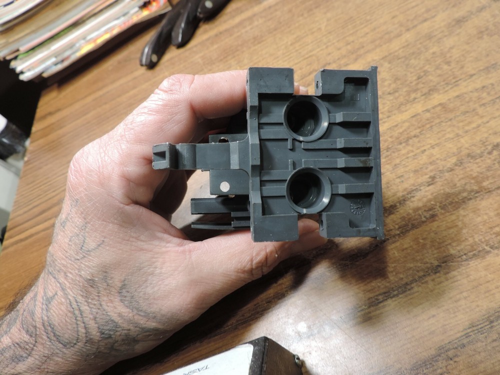 BODY UPPER Assembly LEV #