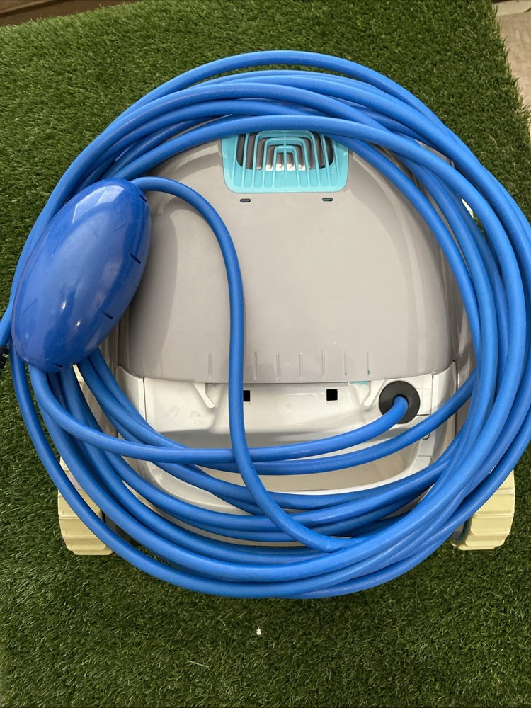 Maytronics Dolphin Active Solo Pool Robot
