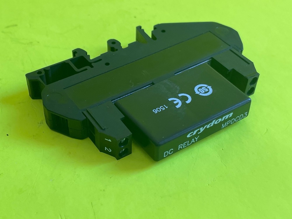 CRYDOM DRA1-MPDCD3 SOLID STATE RELAY - USED