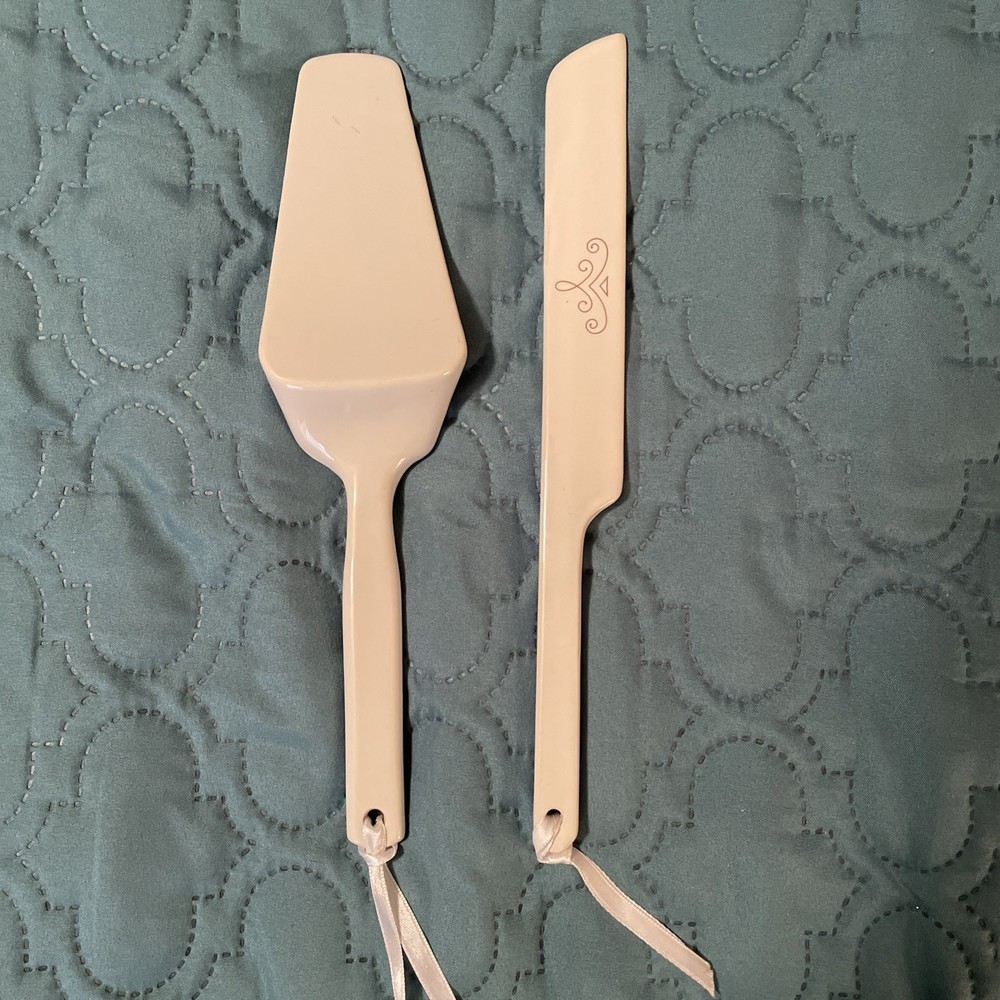 Wedding Cake Knife & Server Style Me Pretty Ceramic