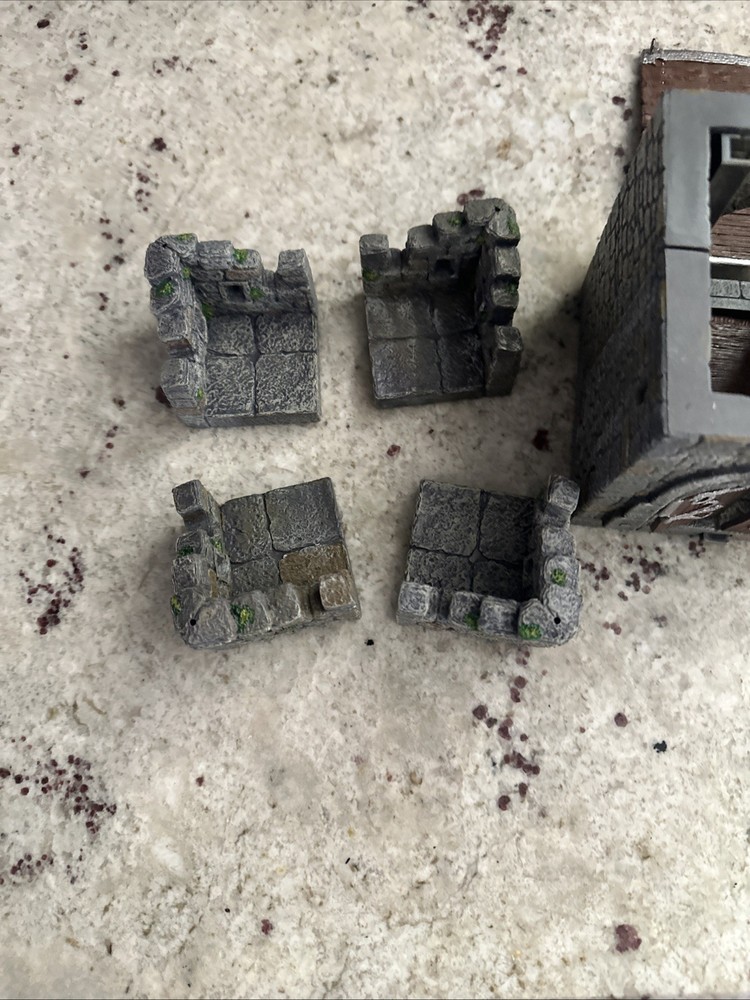 Dwarven Forge Castle Builder Gatehouse With Electric Light Option