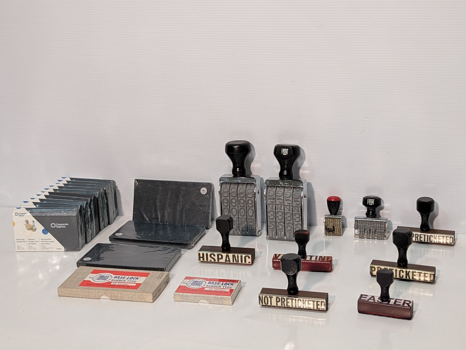 Lot of 25: Assorted Commercial, Retail, Stamps, Stamp Pads, Band, Type Font