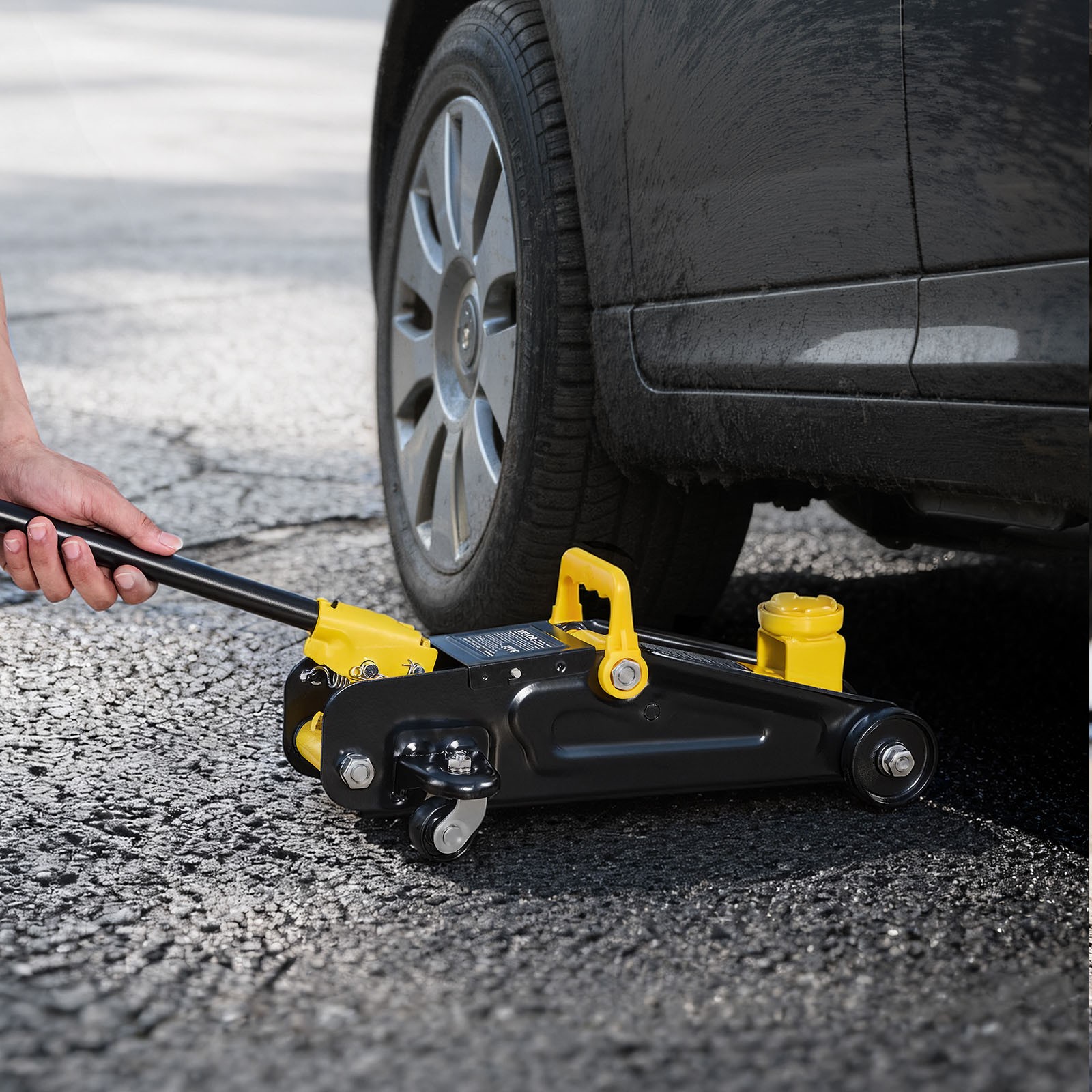 VEVOR Low Profile Floor Jack Steel Hydraulic Car Jack 1.5 Ton Single Piston Pump