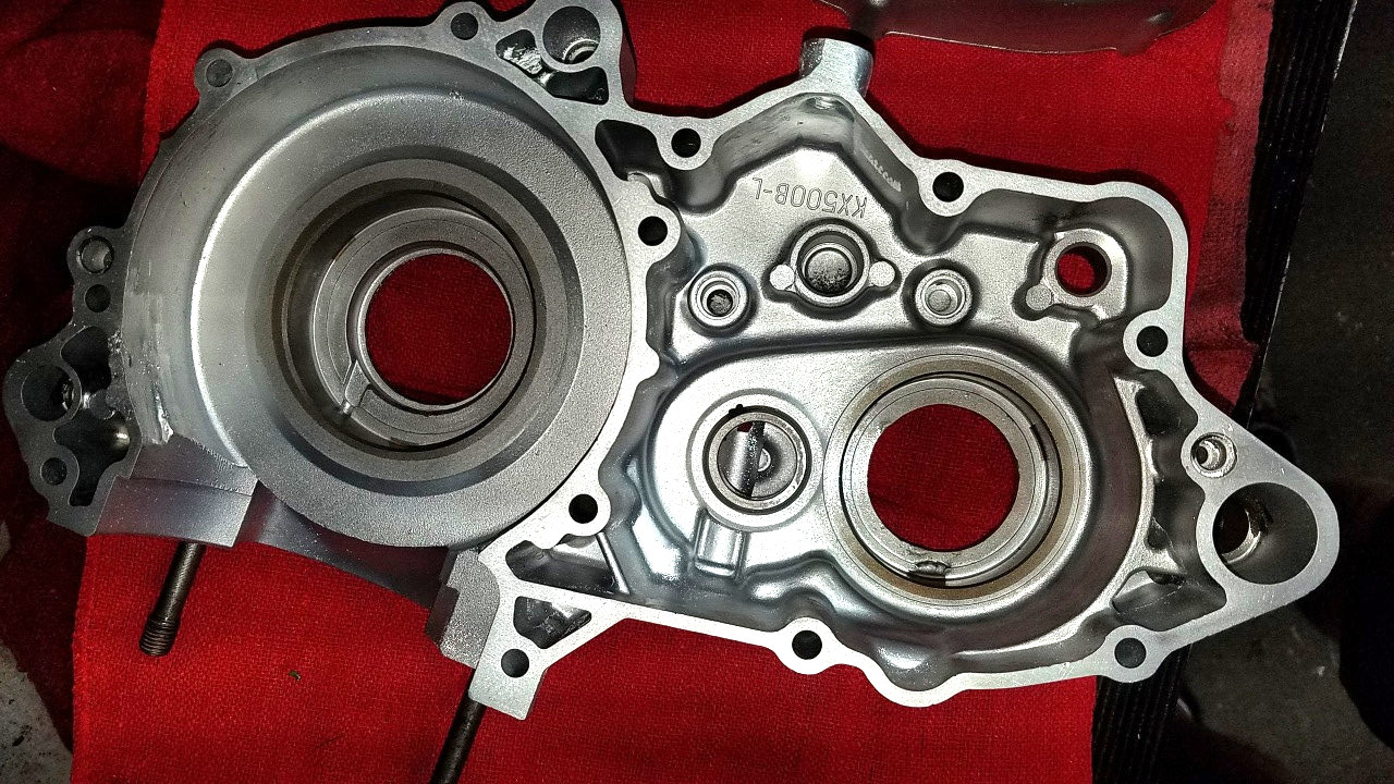 KX500 KAWASAKI 1987 (LOT AA) CRANKCASE SET CRANK CASE 14001-5295