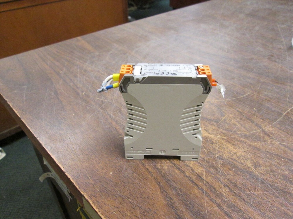 Weidmuller Solid State Relay 827539 Input:3.5-15VDC Output:5.48VDC 100mA Used