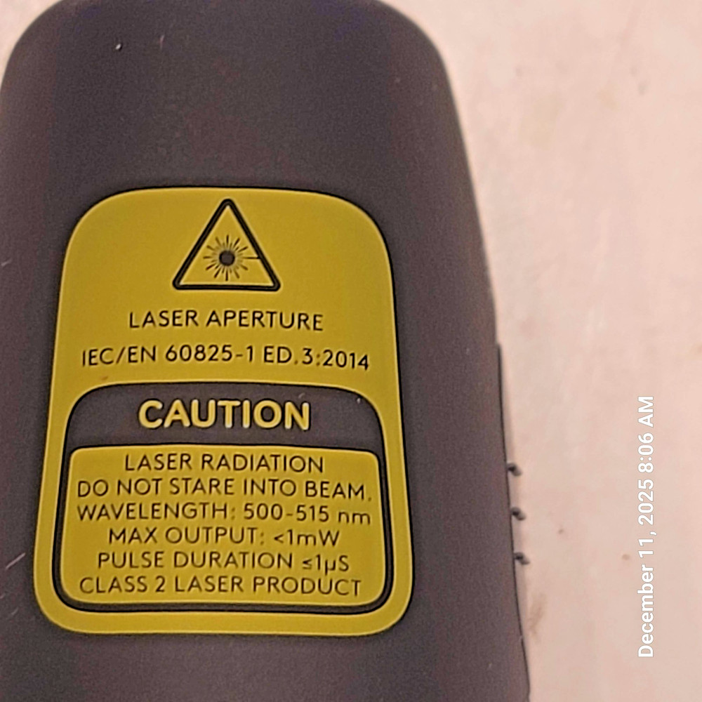 Logitech R800 Pointer Presenter Presentation Clicker Remote with Receiver