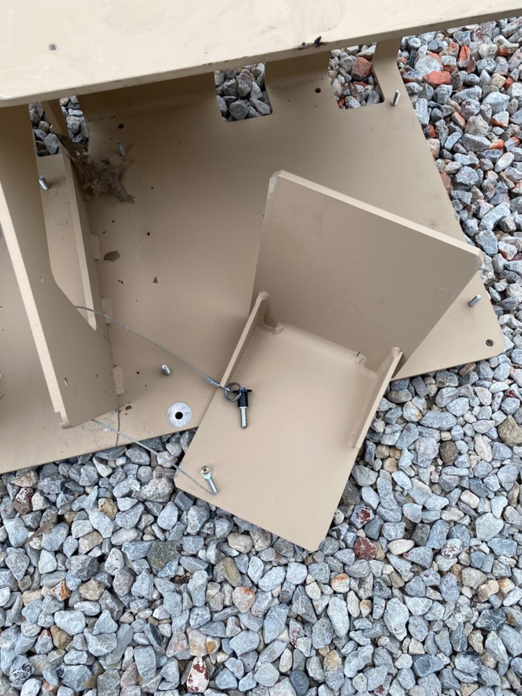 Humvee Electronic Equipment Rack