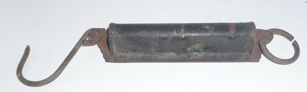 vintage spring scale 6" long (S18)