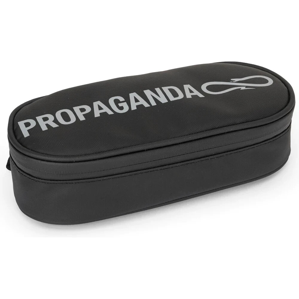 PROPAGANDA ROUND PLUS OVAL PEN CASE