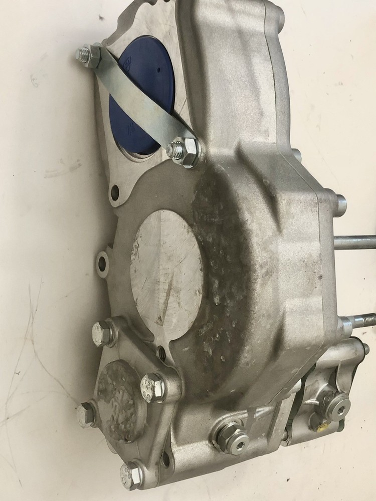 BEZARES PTO PT11107K320 VOLVO (USED) (UNTESTED)