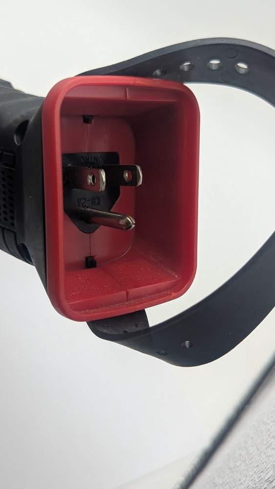 SNAP ON TOOLS 120V Shop work Light Standard Bulb Socket NICE CONDITION