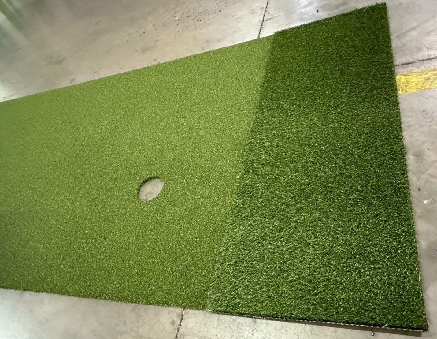 4 ft x 18 ft Synthetic Turf Grass Practice Putting Golf Green Indoor Outdoor Fun