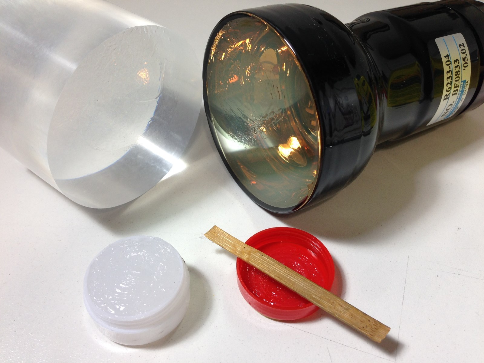 Silicone Optical Coupling Compound for PMT Photomultiplier Scintillator Detector