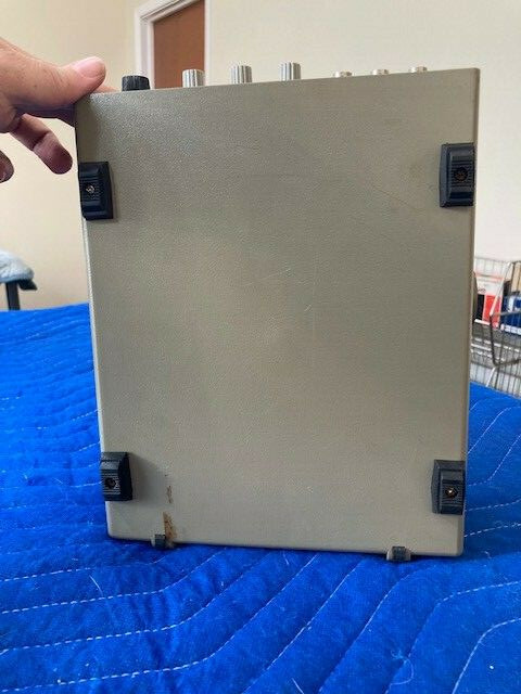 GW FUNCTION GENERATOR MODEL #GFG-8015F 120 VAC 50/60 HZ - USED2 (PC)
