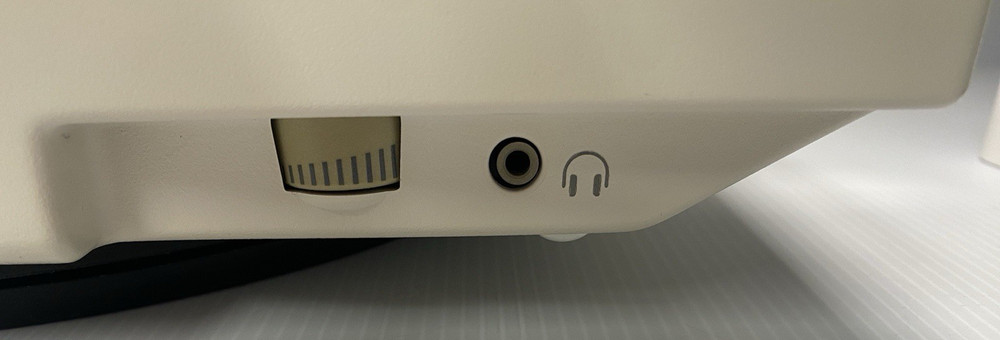 Apple IIc Computer – Clean & Fully Working – Apple A2B4156 1MB Memory Expansion