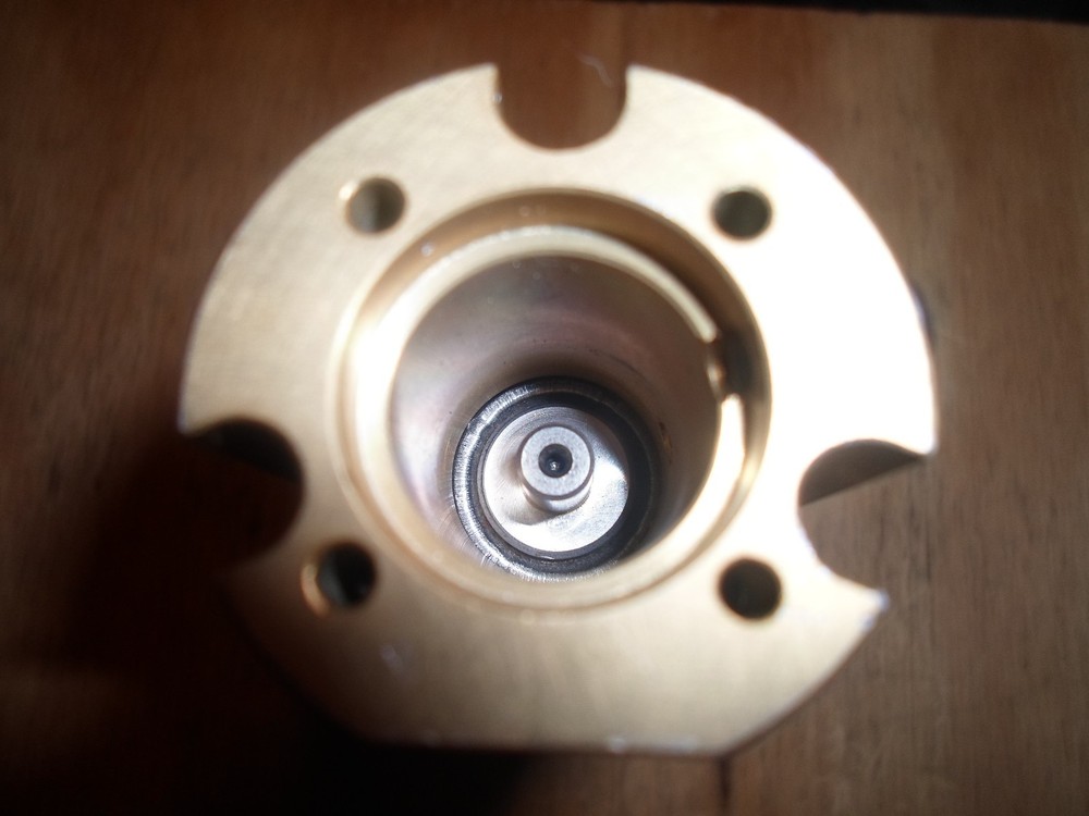 ROLLING MASTER SPINDLE 35700-1772 (NEW NO BOX)