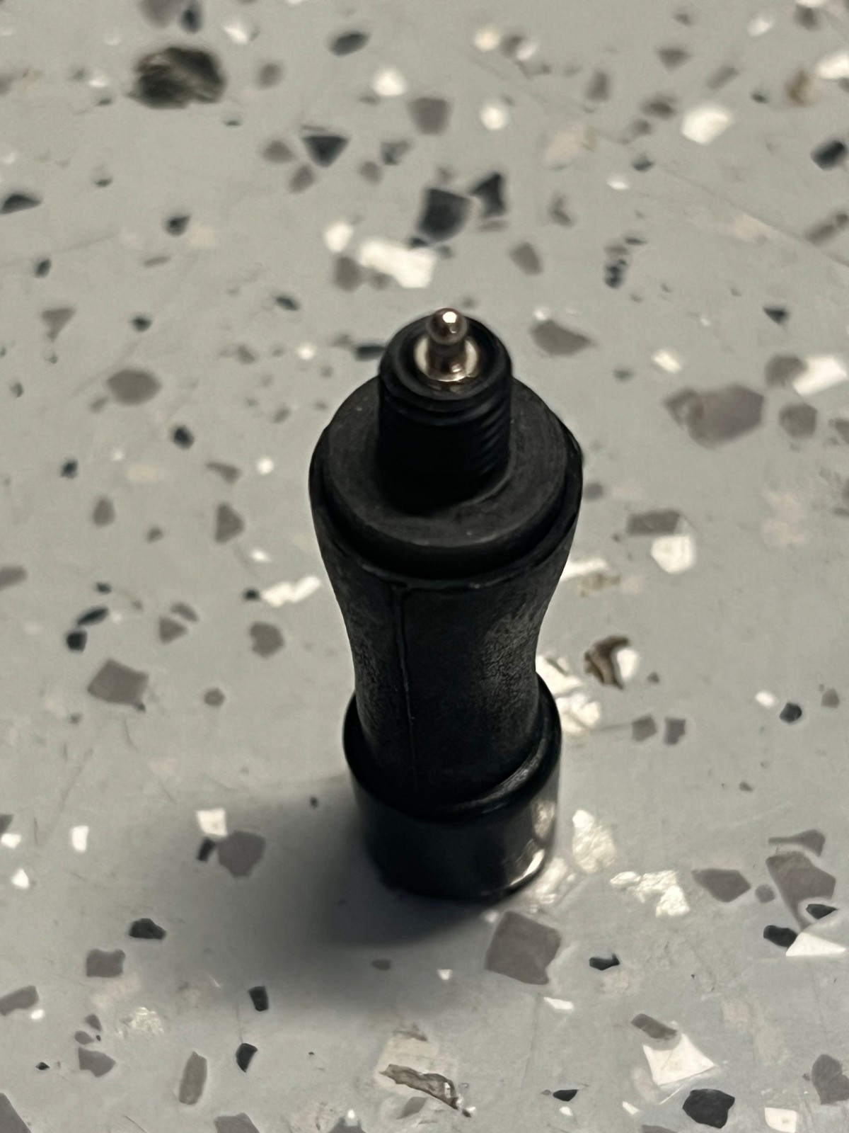 Stubby Antenna for Harris XG-75 Handheld Radio - 800-865 MHz, 2" (LPE-200 JAG)