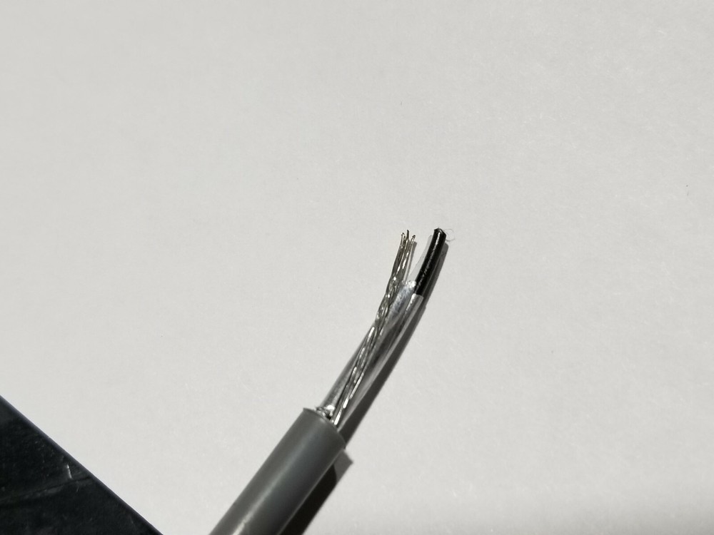 Carol C0740A 24/2C Shielded Control/Communication/Computer Cable CMR Gray /100ft