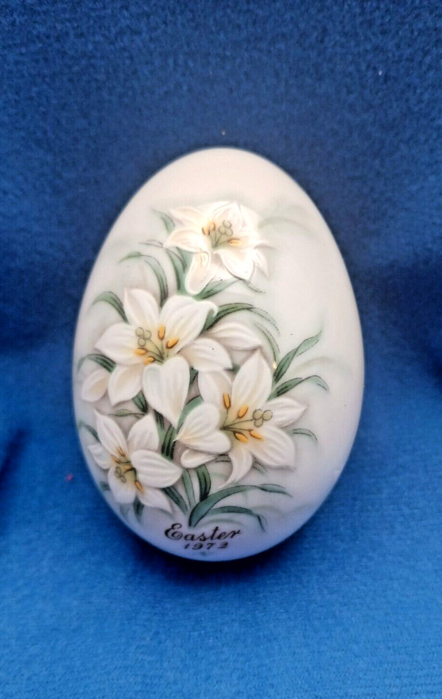 Easter Egg  Noritake 1972 Bone China Easter Lily Bouquet RARE