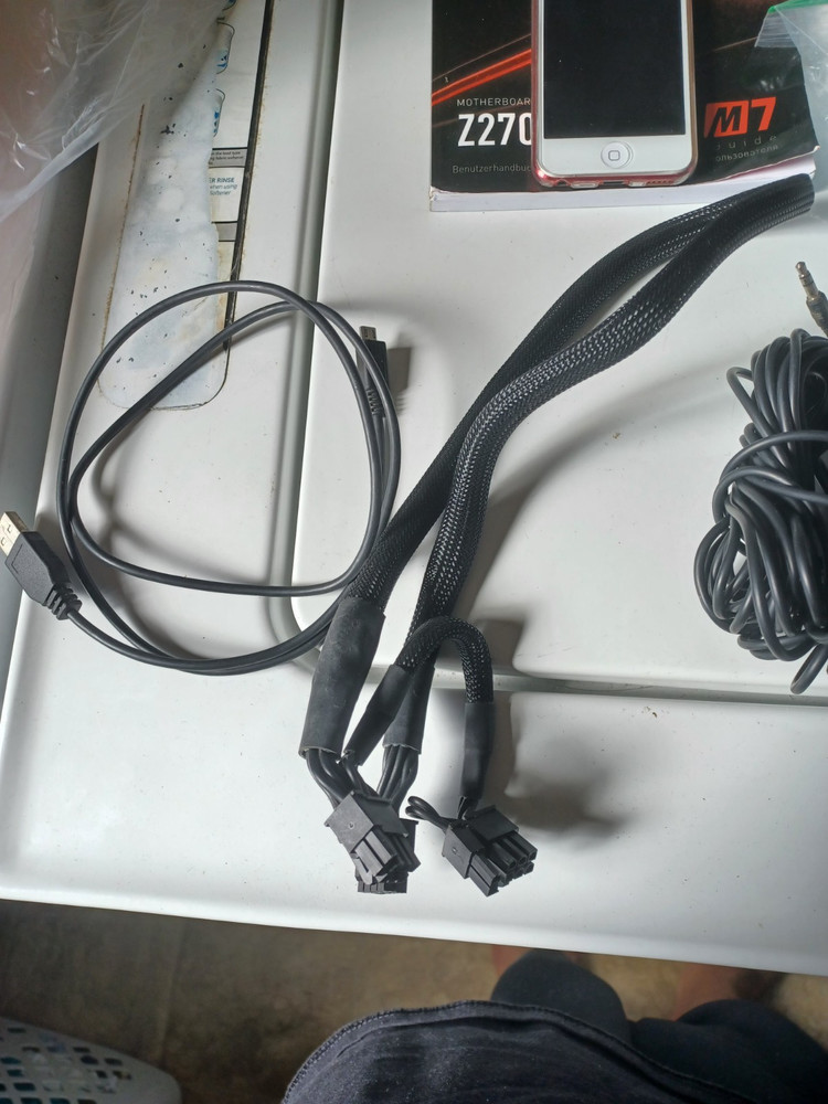 Electronic Junk Lot; Read Description for more information.