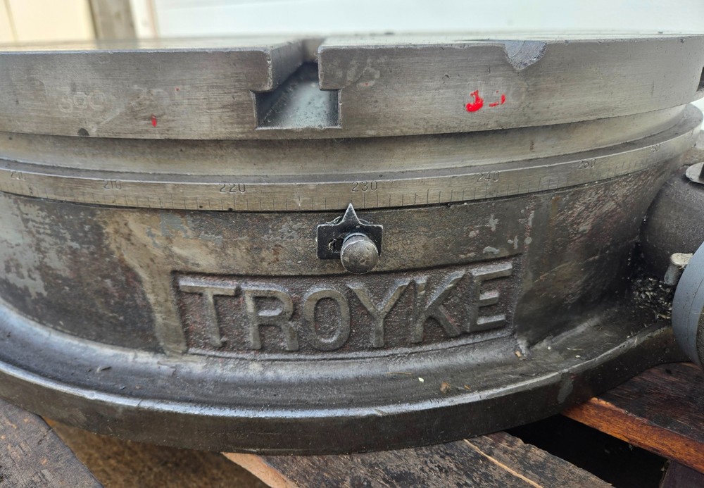 Troke 25" Horizontal Rotary Table Model R-25
