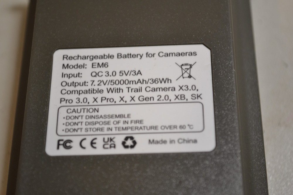 Rechargeable Battery for Cameras Model: EM6