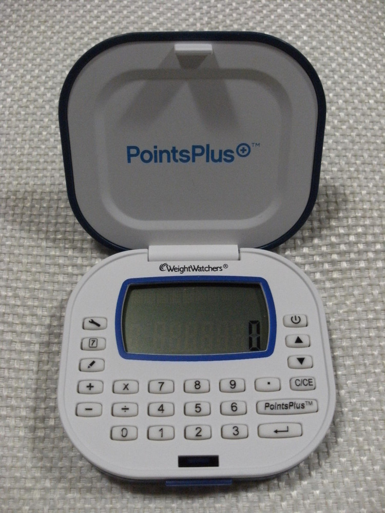Weight Watchers Points Plus Calculator Daily Weekly with box and instructions