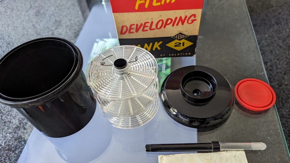 NEBRO 21 Developing Tank - Boxed