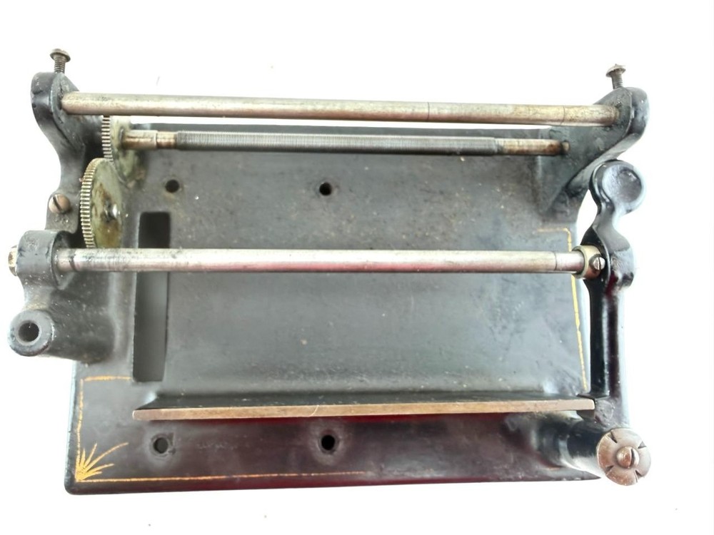 Antique Edison 2 Min GEM Phonograph Casting, Parts Model B