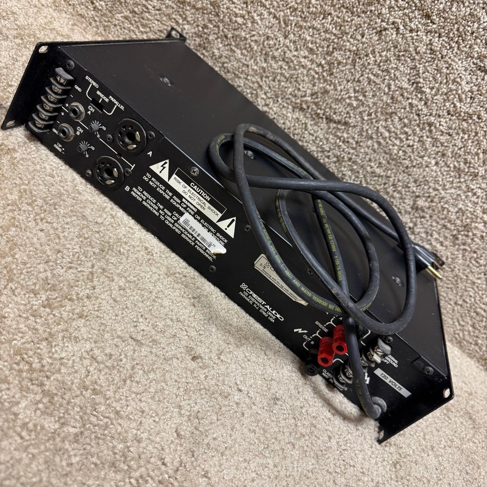 Crest Audio LA 601 Power Amp