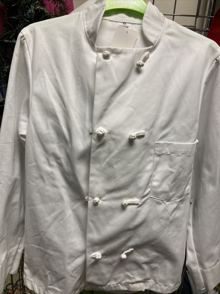 Chef coat men Size Medium  NWT Knot Buttons