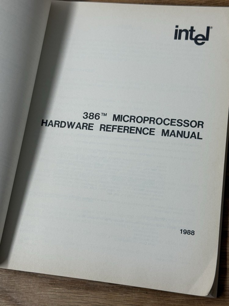 Vintage Intel 386 Microprocessor Hardware Reference Manual 1988 200 pgs