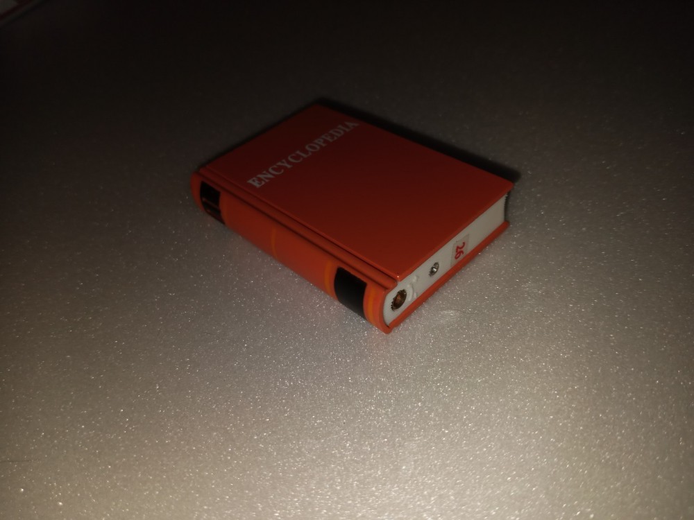 Vintage Encyclopedia Butane Book Readers Lighter